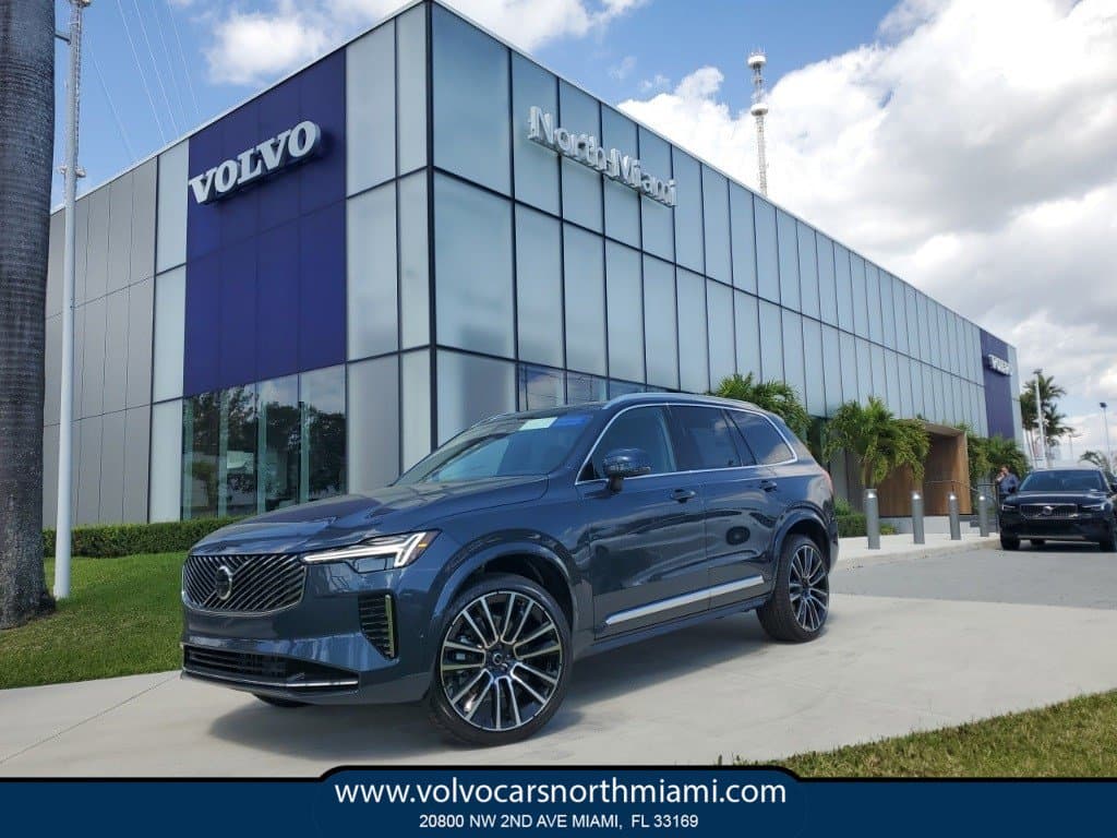 2025.5 Volvo XC90 Ultra B5 6-Seat exterior view