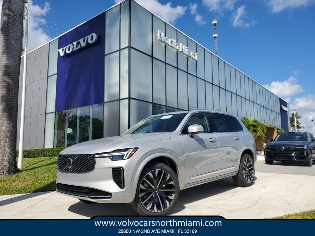 2025.5 Volvo XC90 Plus B5 exterior view