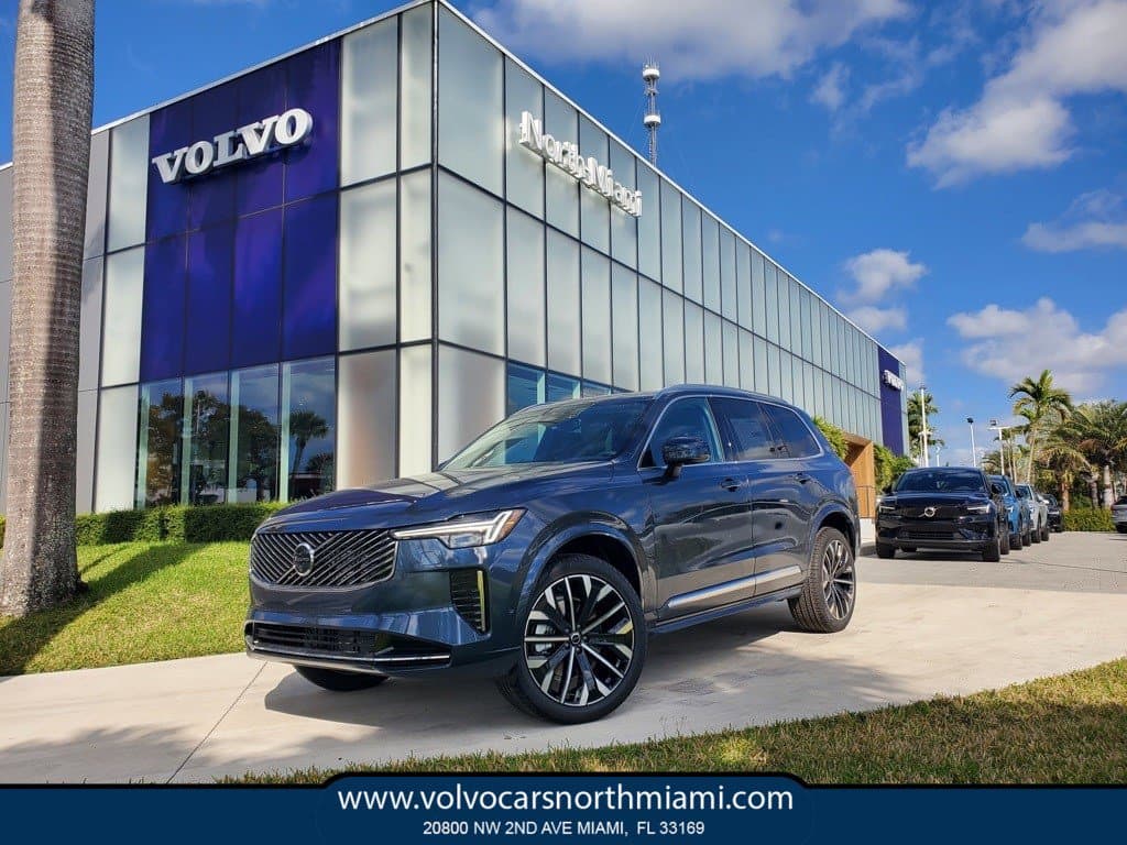 2025.5 Volvo XC90 Plus B5 exterior view